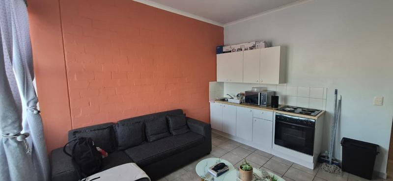 To Let 1 Bedroom Property for Rent in Wynberg Western Cape
